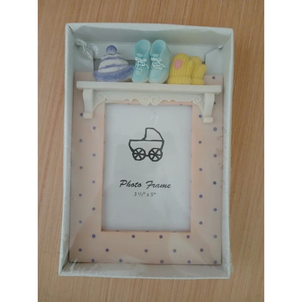 NEW Midwestern Home Products Cute Baby Picture Frame Newborn Holds 3.5x5 Picture